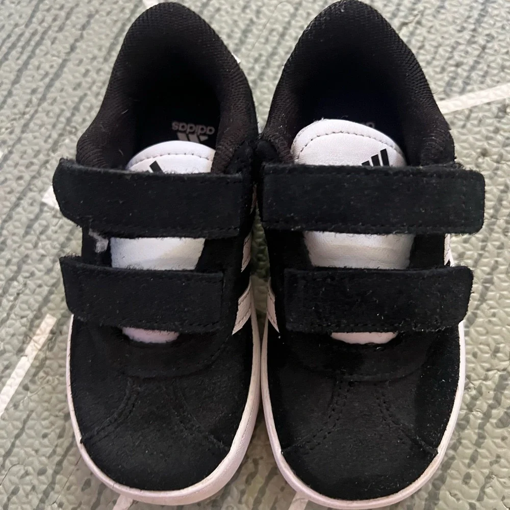 adidas toddler Black and White Velcro Strap Sneakers